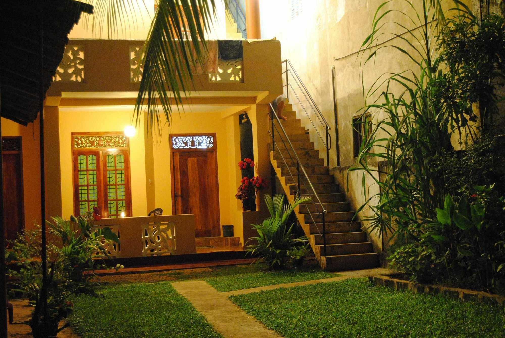 Kumara Guest House Unawatuna Exterior foto